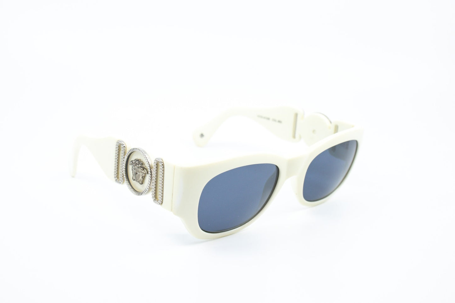 VINTAGE GIANNI VERSACE 413/B COL. 850