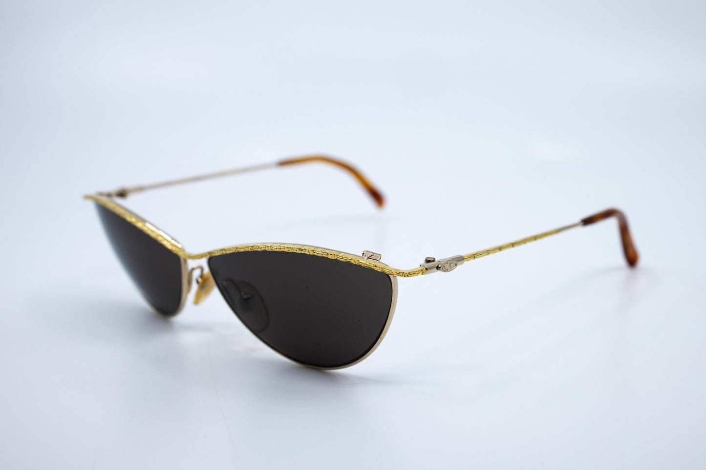 VINTAGE CHRISTIAN DIOR 2812 44