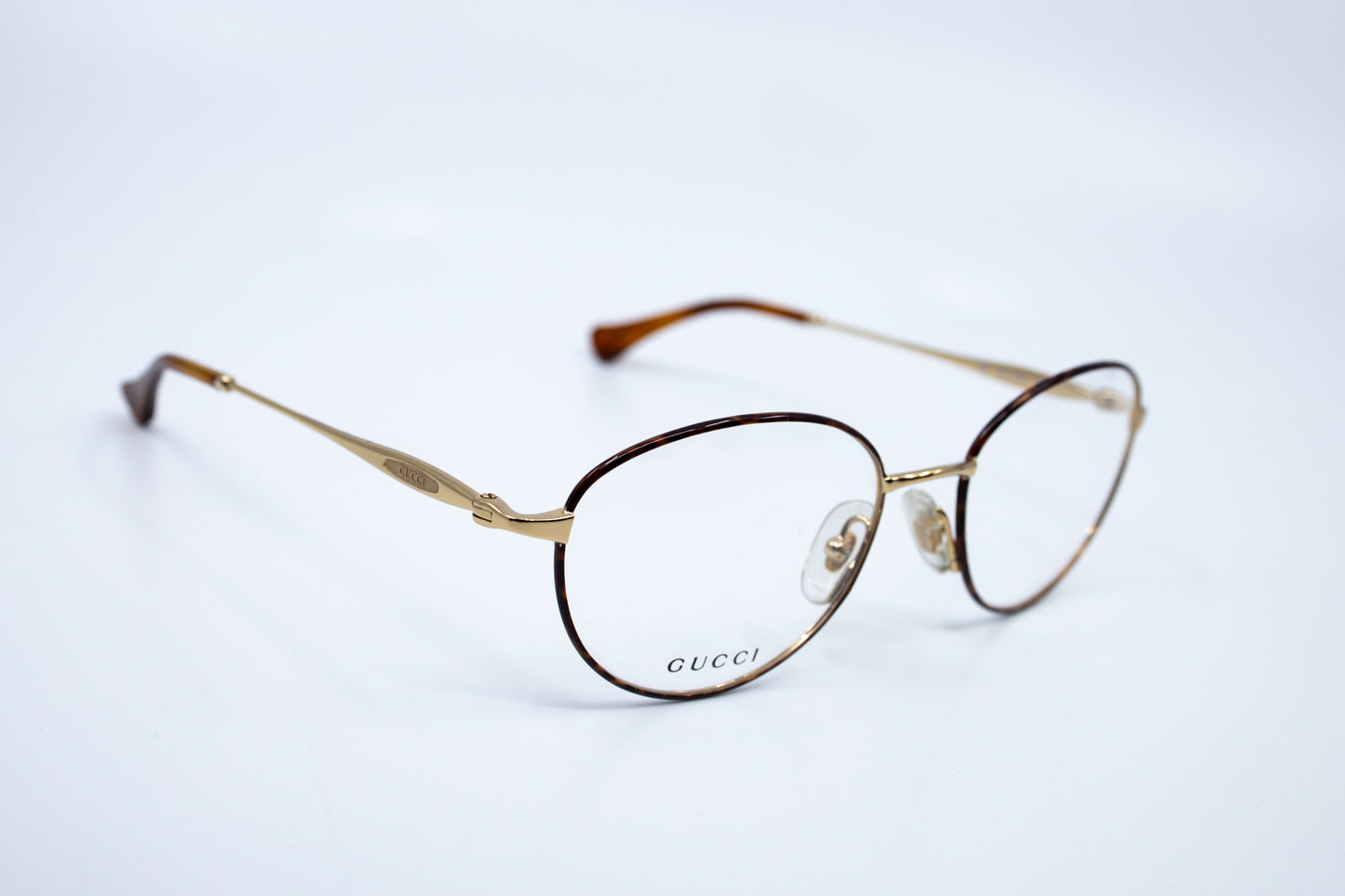 VINTAGE GUCCI 2293 RZ9