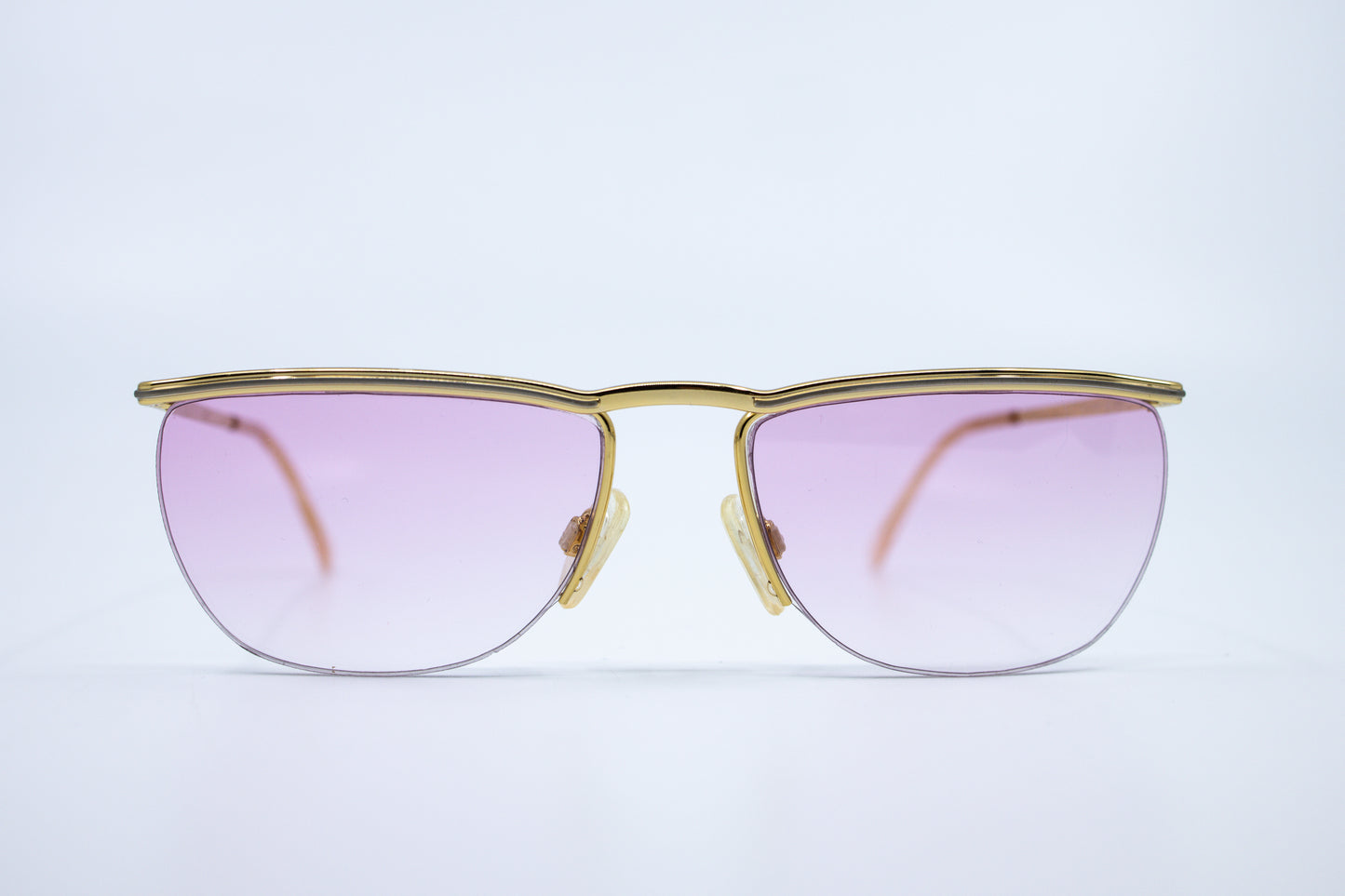 VINTAGE GUCCI GG1124 63A