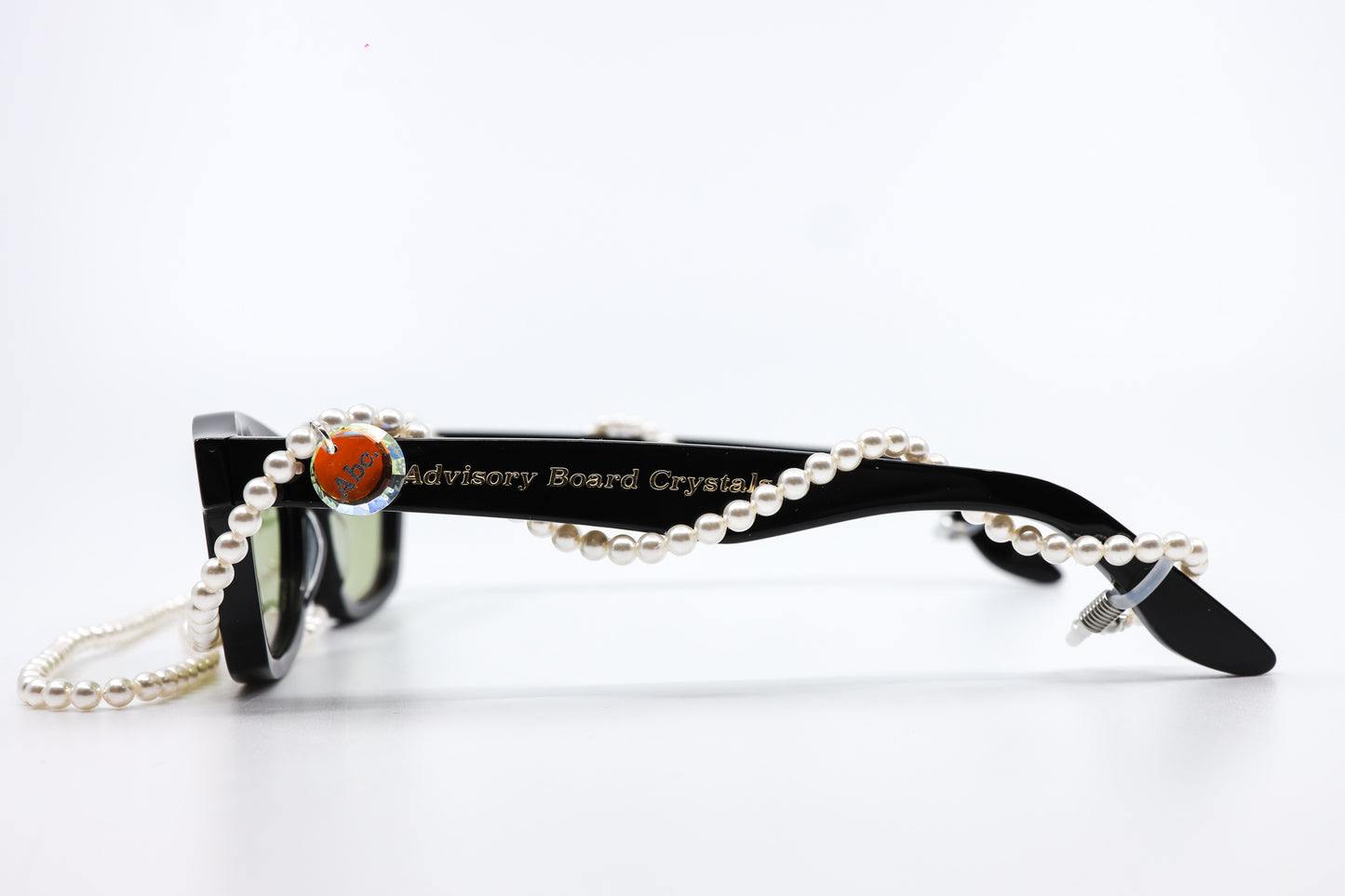 ADVISORY BOARD CRYSTALS (ABC) BLACK FRAMES WITH PEARL EYEGLASS CHAIN