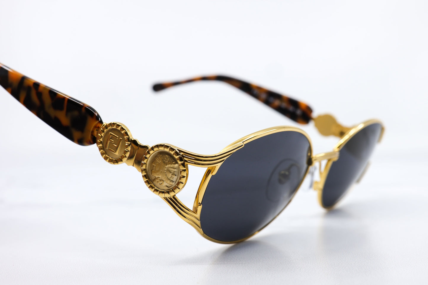 VINTAGE FENDI FS261