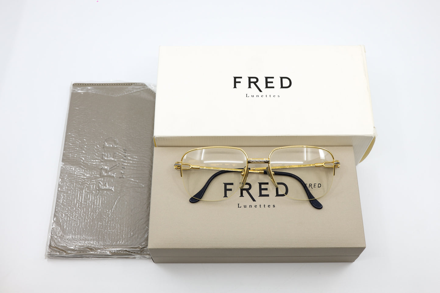 VINTAGE FRED PARIS CABESTAN