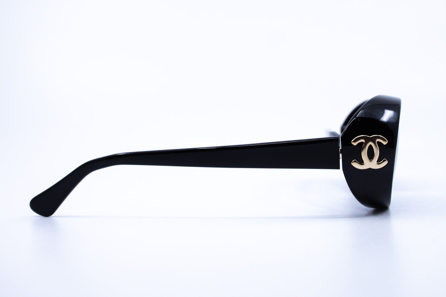 VINTAGE CHANEL 05976 94305