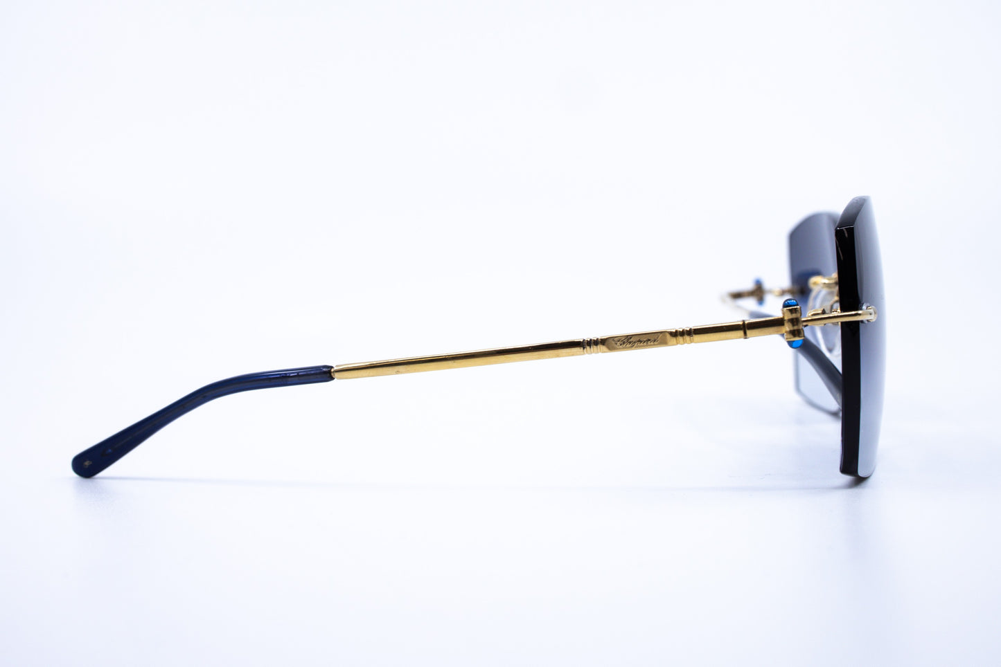 VINTAGE CHOPARD MC046 V6061 (CABOCHON SAPHIRE TEMPLES)