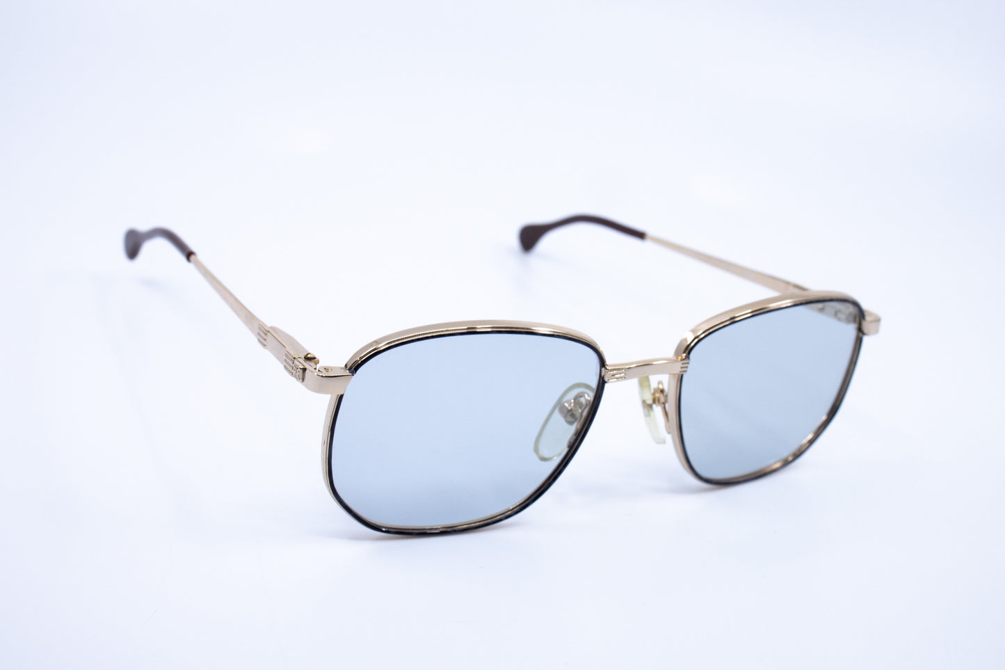 VINTAGE ROY TOWER COUNTRY 66