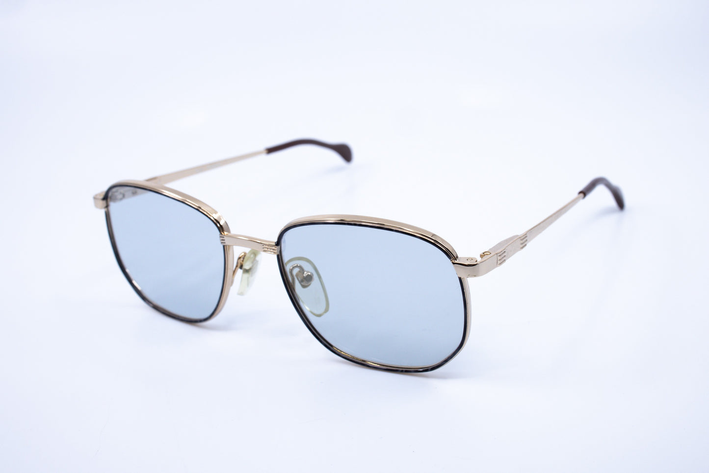 VINTAGE ROY TOWER COUNTRY 66