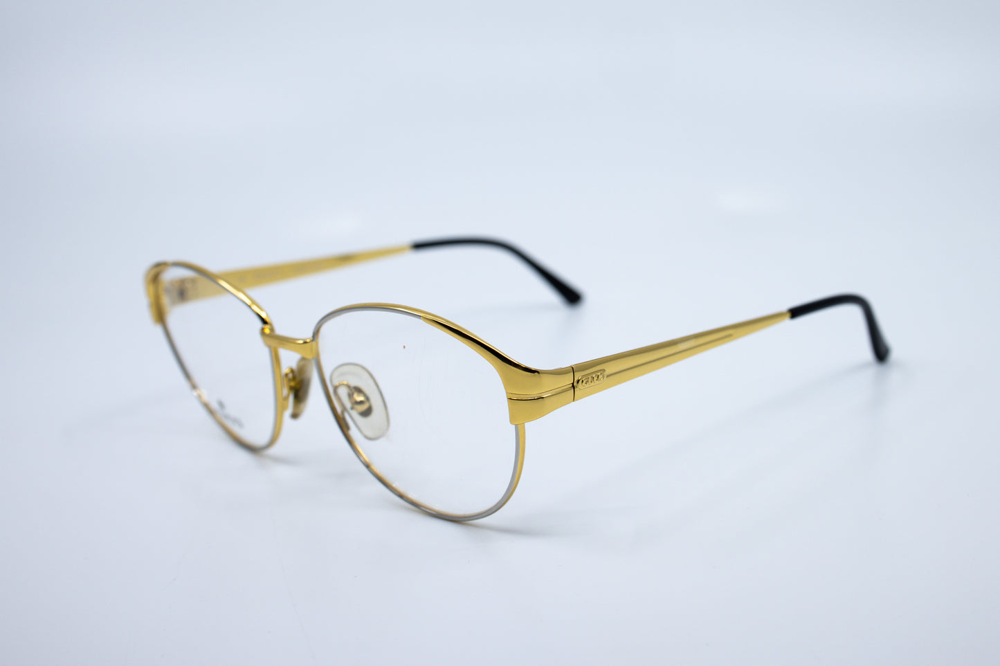 VINTAGE GUCCI GG2260 36G