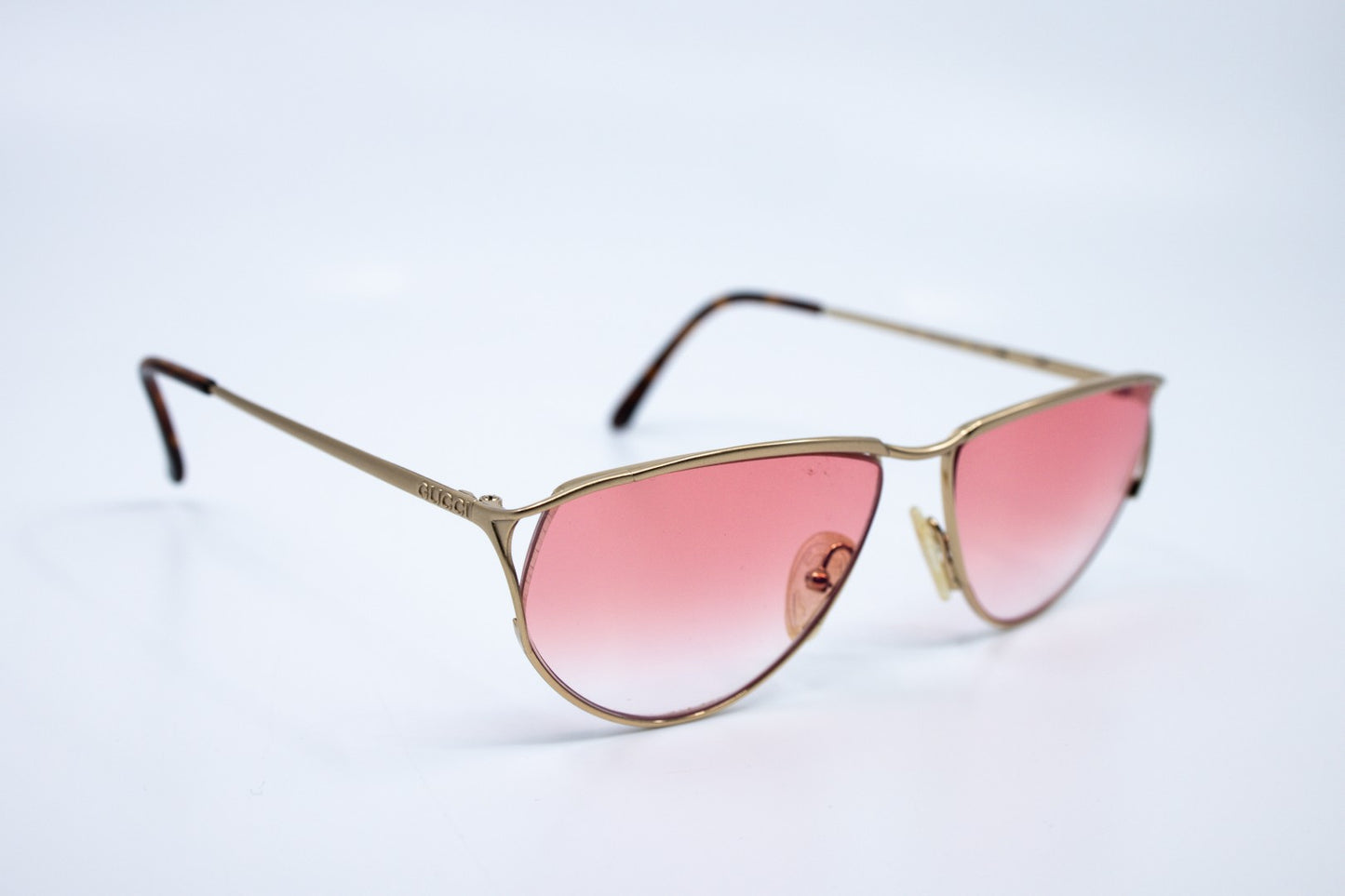 VINTAGE GUCCI GG2248 002