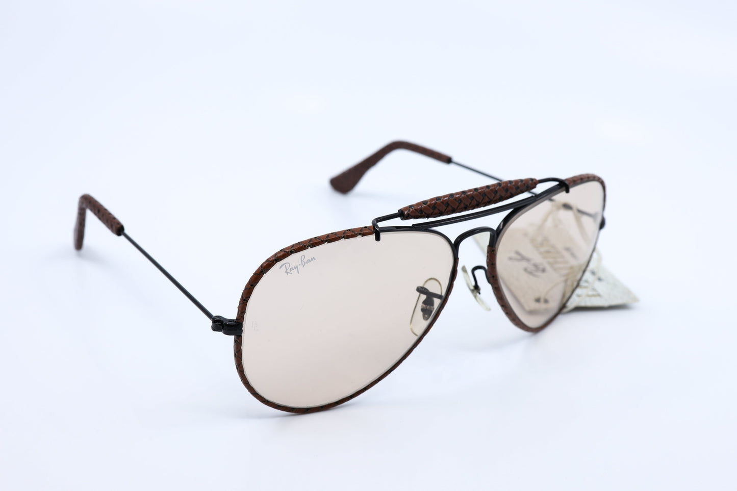 VINTAGE RAY-BAN OUTDOORSMAN LEATHERS "WOVEN"